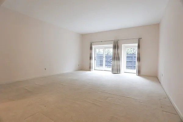 100 Keyes Rd #220 — Photo 10