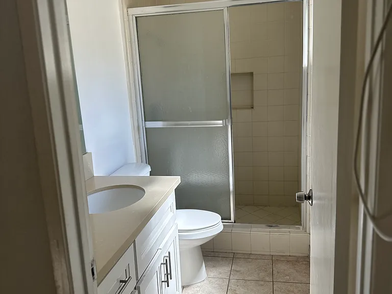 12349 Oxnard St — Photo 12