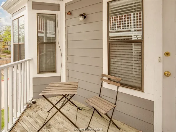 4441 Old College Rd APT 8201, Bryan, TX 77801