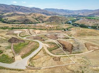 9 Margarets Way, Horseshoe Bend, ID 83629