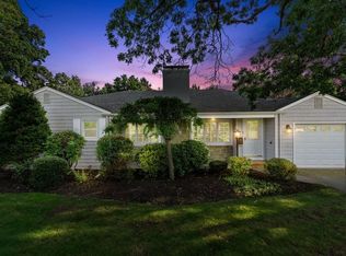 132 Berwick Pl, Norwood, MA 02062