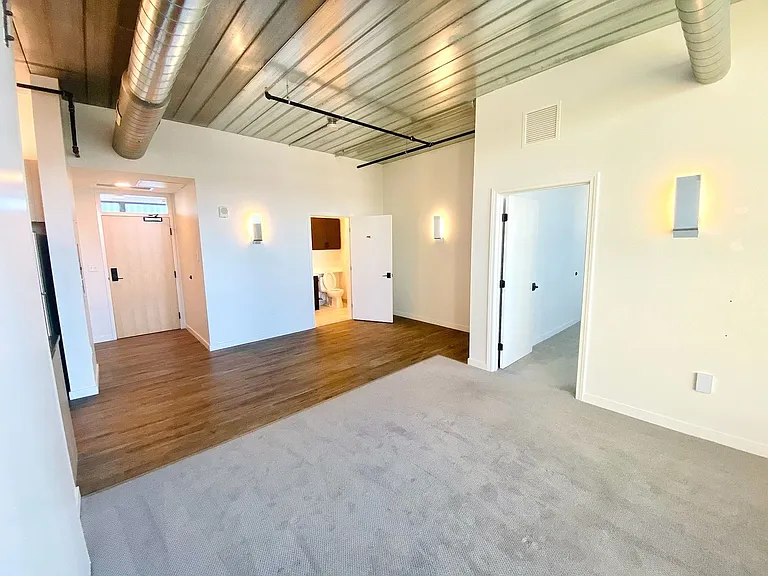 Kelley Square Lofts — Photo 2