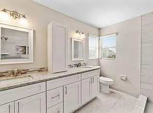 1452 Woodcrest Blvd — Photo 10
