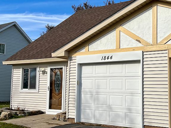 2nd image of 1844 Whitney Dr