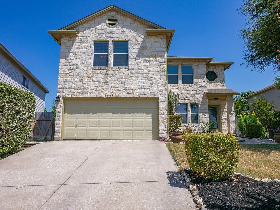 2nd image of 1321 Deerhound Pl