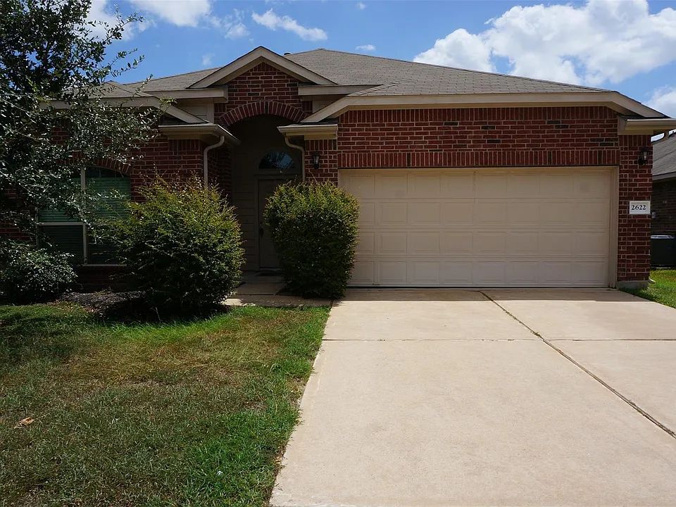 2622 Whitetip Ct