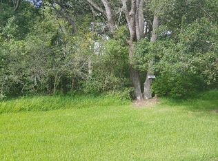 112 Vintage Oaks Ct, Angleton, TX 77515