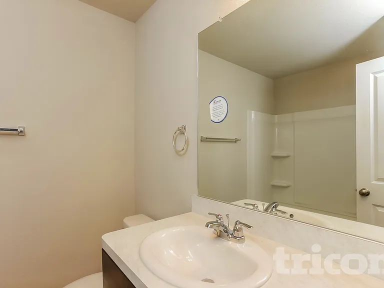 9736 Marbach Brk — Photo 11