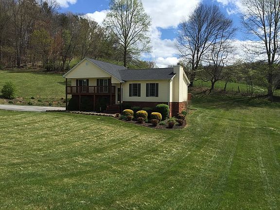 2nd image of 422 Greenbrook Cir