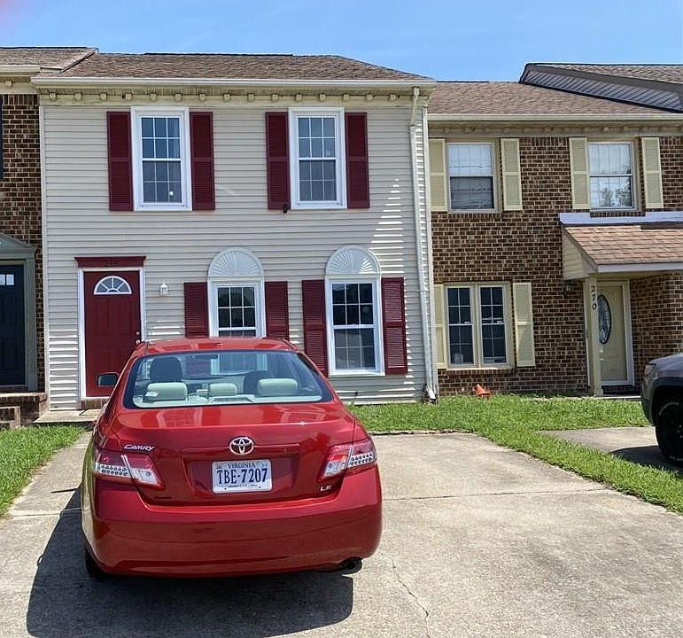 1st image of 268 Windbrooke Ln