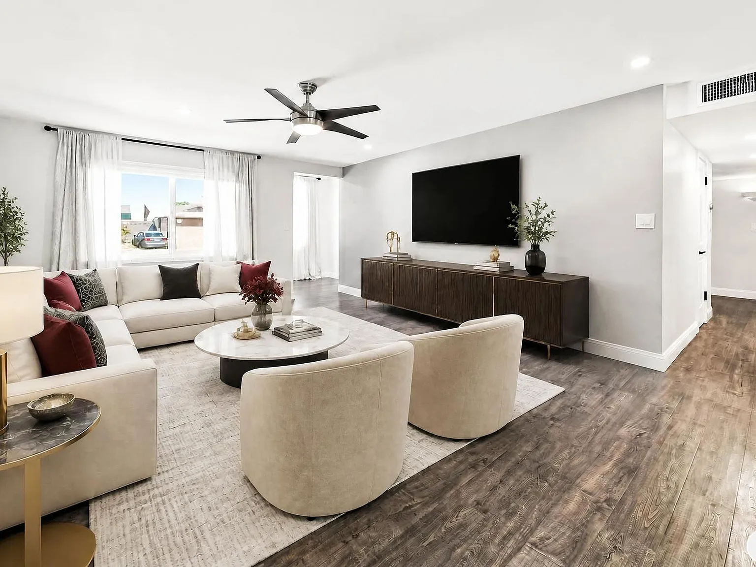 3 bed, 1311 sqft, $3,200 — Photo 1