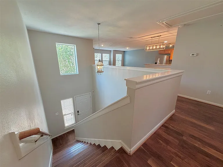 1515 Saulnier St — Photo 13