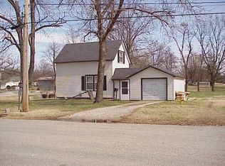 104 N Butler St, Erie, KS 66733
