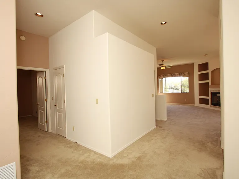 5206 N Canyon Rise Pl — Photo 4
