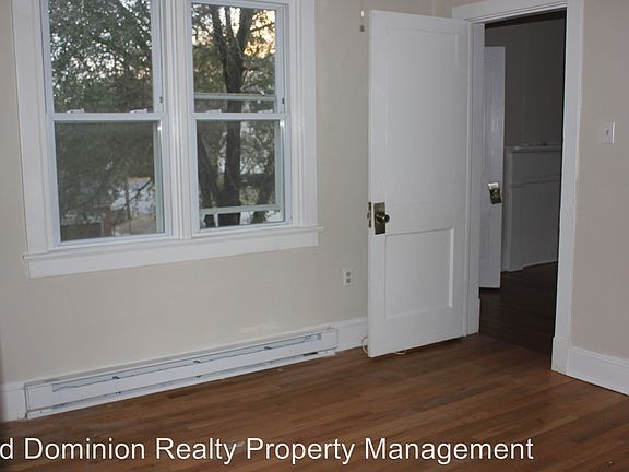 3rd image of 215 S Commerce St APT 1