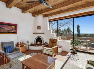 3512 Via Brisa, Santa Fe, NM 87507