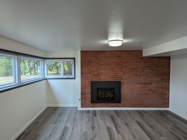354 NE 161st St #BASEMENT