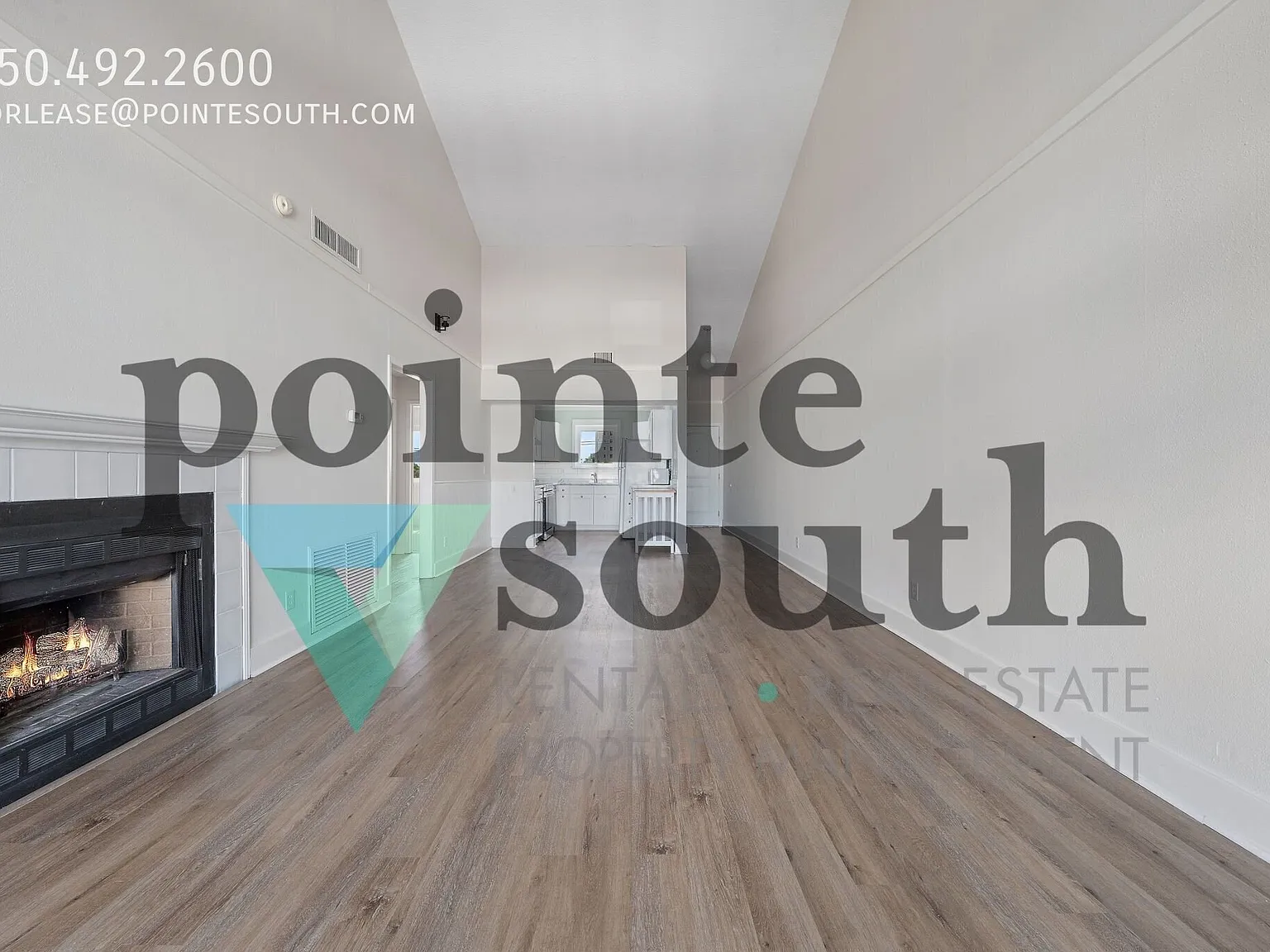Unfurnished - Waterfront Condo! — Photo 4