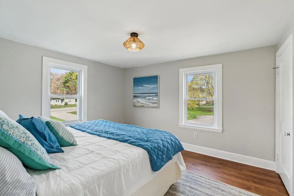 256 Pine Point Rd — Photo 3
