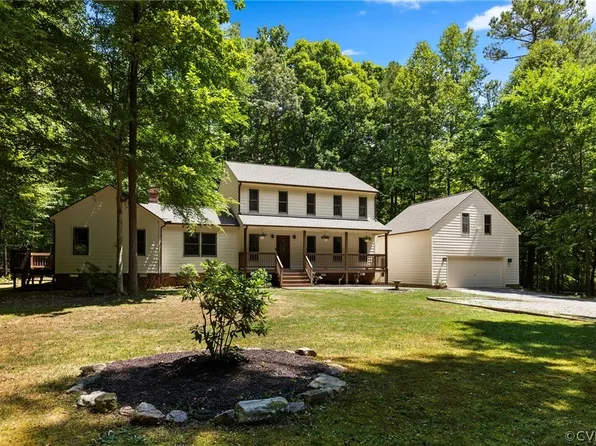 4318 Pierce Rd, Powhatan, VA 23139