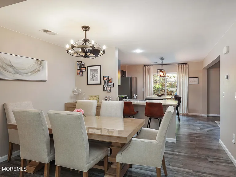 207 Harvest Way — Photo 13