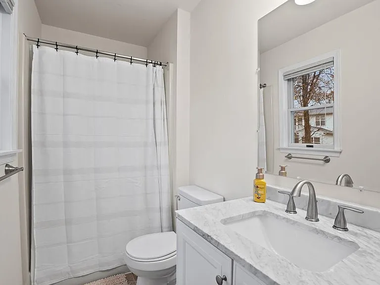 Ensuite bathroom