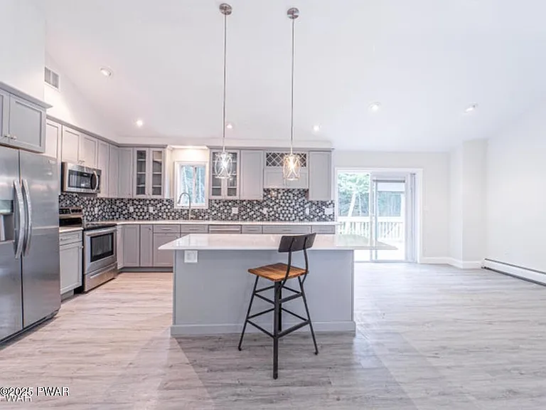 153 Hatton Rd — Photo 11