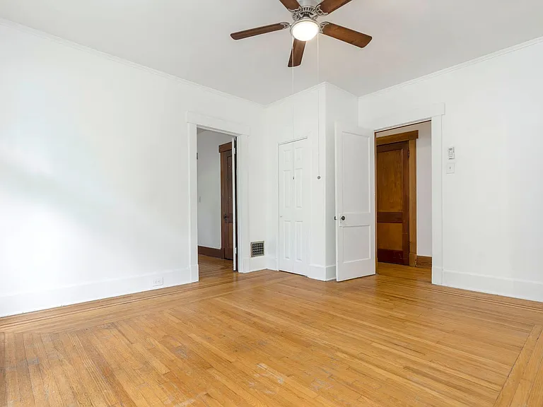 145 N Keats Ave — Photo 17