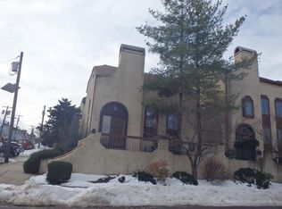 49 Smith St, Perth Amboy, NJ 08861