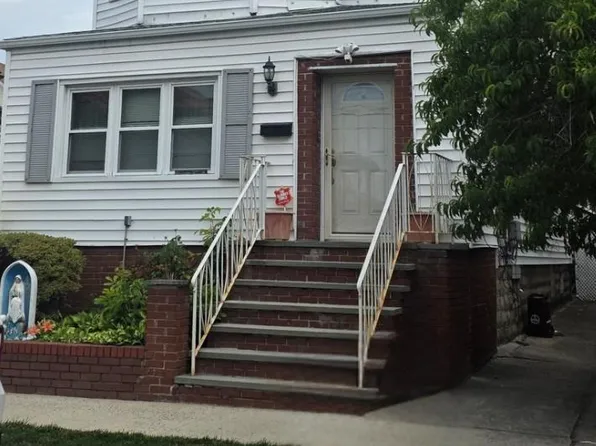 149-11 16th Road, Whitestone, NY 11357