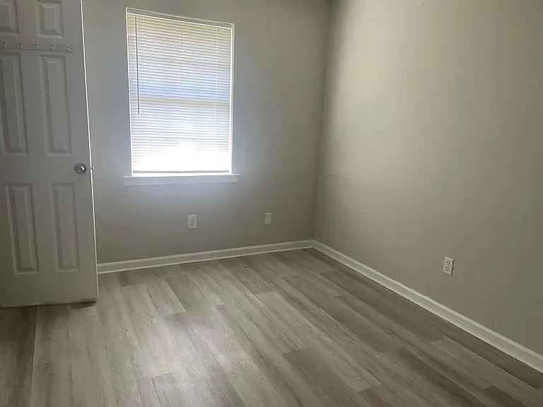 1311 Loblolly Dr — Photo 9