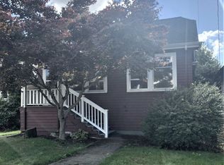 105 NE 54th St, Seattle, WA 98105
