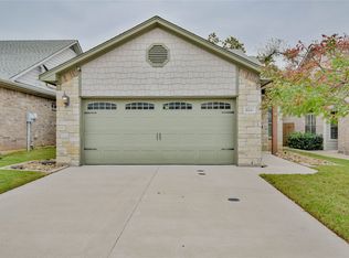 2210 Cobblestone Ct, Granbury, TX 76049