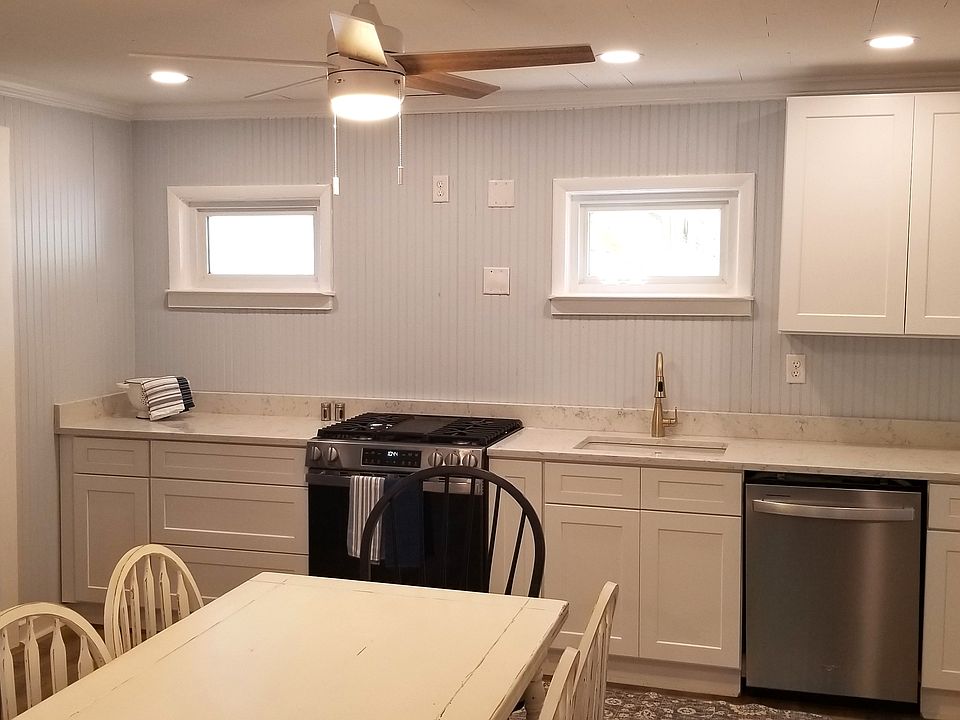 New kitchen - Main (without new hood)