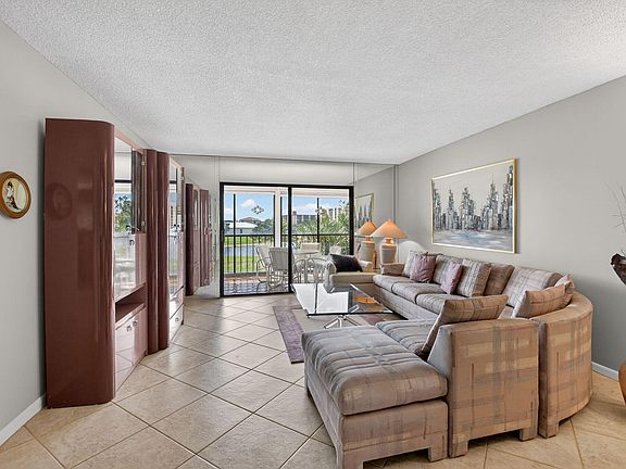 2nd image of 14476 Amberly Lane #203