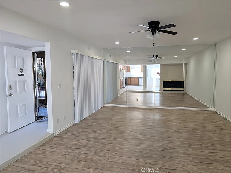 630 W Huntington Dr #103 — Photo 3