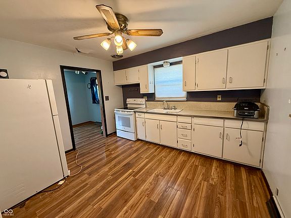 2nd image of 305 N Eaton Ave