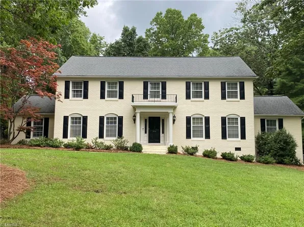 308 Parkmont Dr, Greensboro, NC 27408