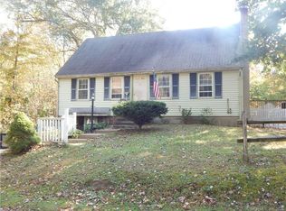 10 Martin Dr, Clinton, CT 06413