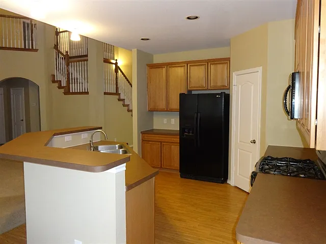 5717 Eagle Mountain Dr — Photo 3