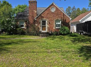 6727 Adrian Ave SE, Grand Rapids, MI 49548