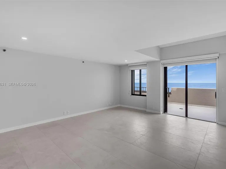 251 Crandon Blvd #1037 — Photo 26