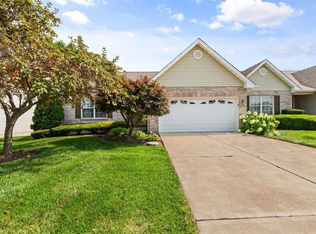 4 Piepers Glen Ct, O'Fallon, MO 63366