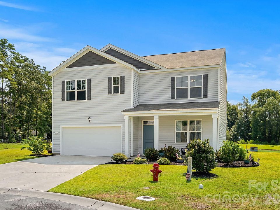 1st image of 1000 Sennema Cir