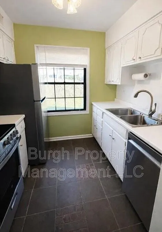 2 bed, 1.0 bath, 922 sqft, $1,400 — Photo 4