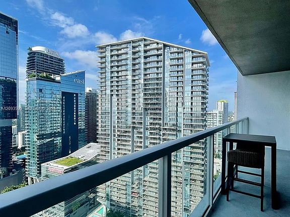 4th image of 55 SE 6th St APT 1902
