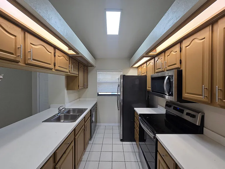 4815 Triton Ct E #11 — Photo 6