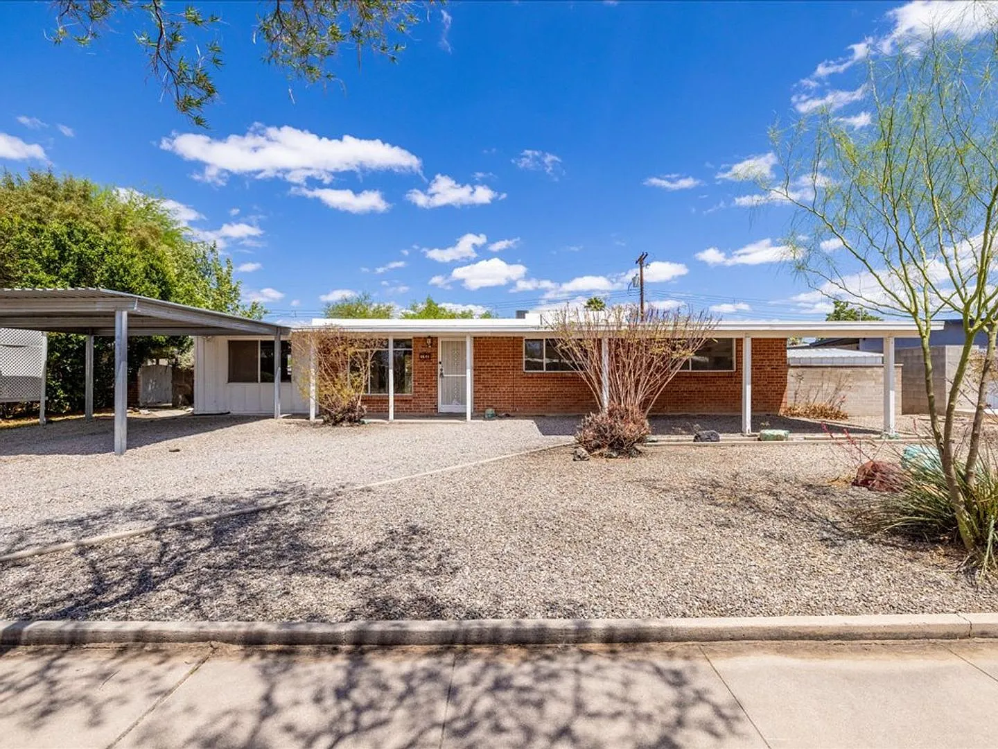 3 Bedroom 2 Bath — Photo 3