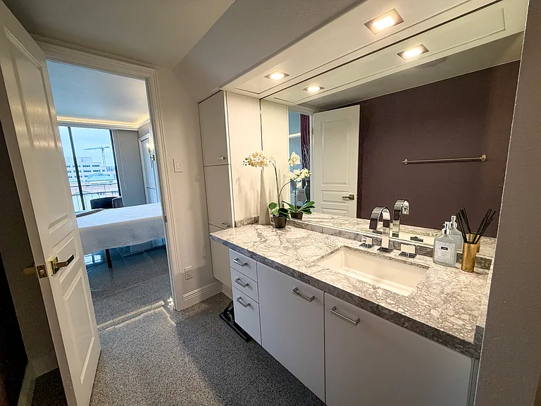 1122 Colorado St #1203 — Photo 12