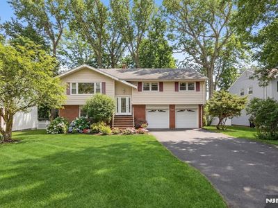 282 Nottingham Rd, Ramsey, NJ, 07446